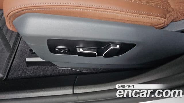 BMW 5 Series 2026 — Photo 1/35