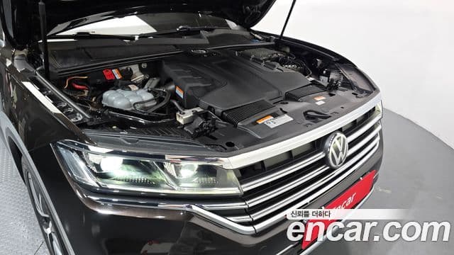 Volkswagen Touareg 2020 — Photo 14/20