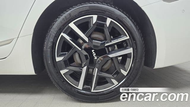 Kia K8 2024 — Şəkil 22/37