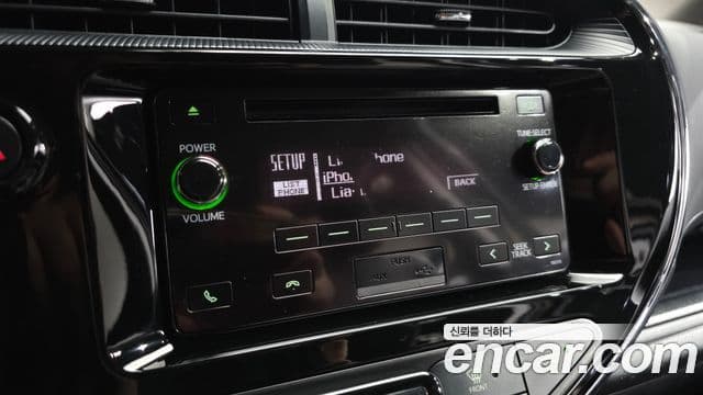 Toyota Prius C 2018 — Photo 16/39