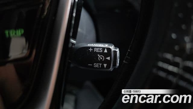 Toyota Prius C 2018 — Photo 7/39