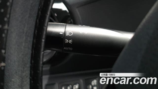 Toyota Prius C 2018 — Photo 19/39