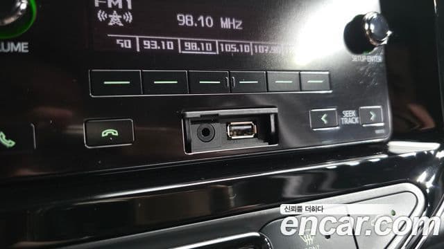Toyota Prius C 2018 — Photo 39/39