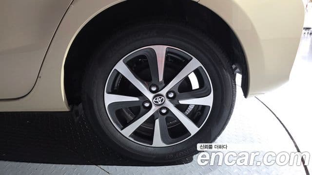 Toyota Prius C 2018 — Photo 37/39