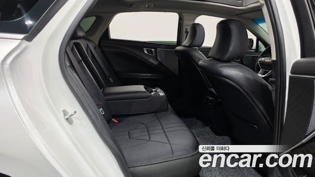 Kia K8 2023 — Şəkil 20/20