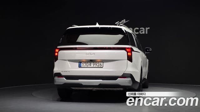 Kia Carnival 2023 — Фото 4/20