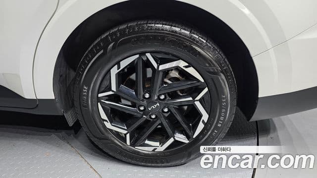 Kia Carnival 2023 — Şəkil 6/34