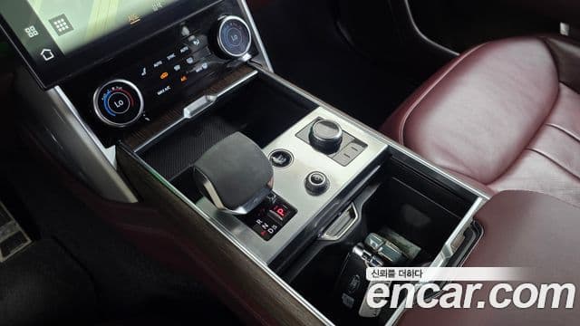 Land Rover Range Rover 2023 — Фото 9/20