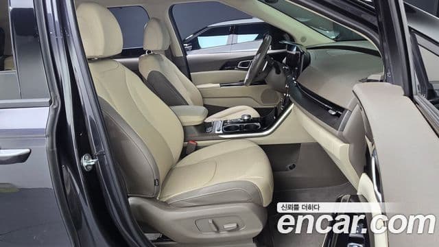 Kia Carnival 2021 — Photo 13/30