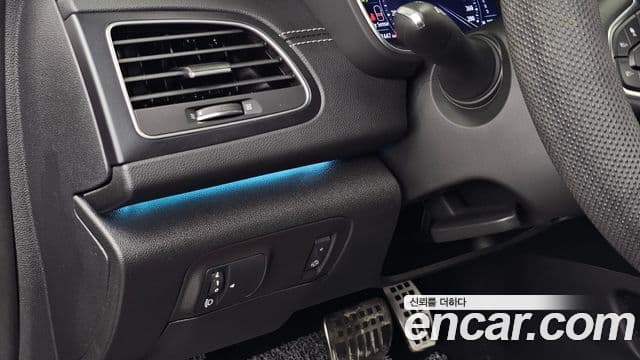 Renault Samsung SM6 2024 — Фото 18/20