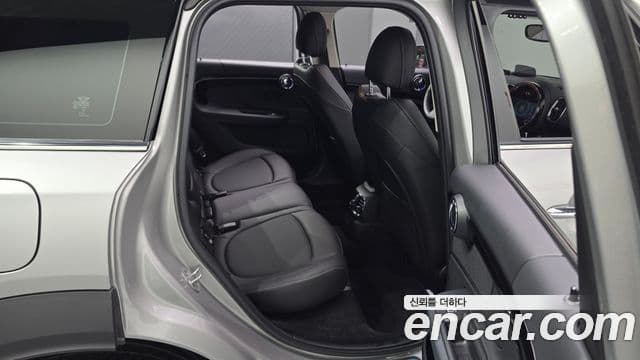 Mini Cooper Countryman 2023 — Photo 1/31