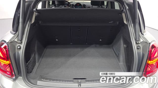 Mini Cooper Countryman 2023 — Photo 18/31