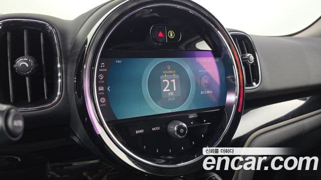 Mini Cooper Countryman 2023 — Photo 19/31