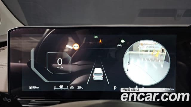 Kia Carnival 2025 — Фото 8/20