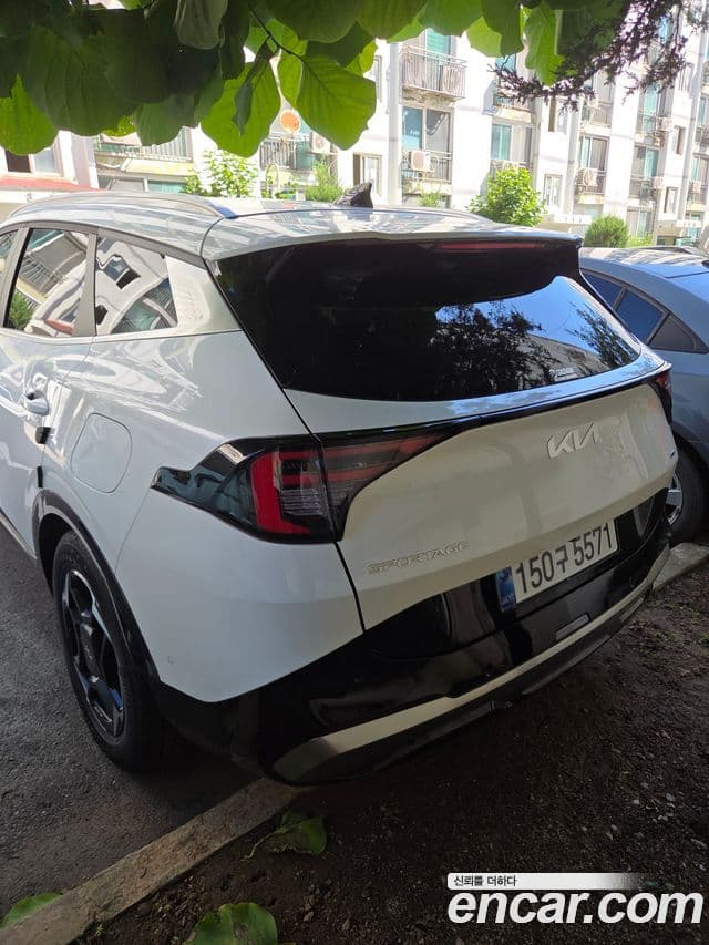 Kia Sportage 2025 — Фото 2/10