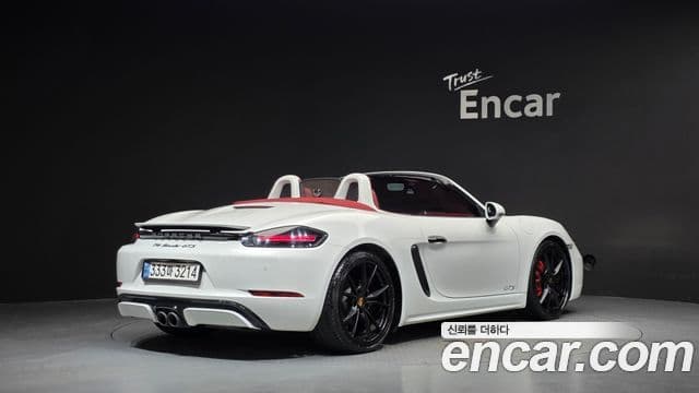 Porsche 718 Boxster 2019 — Фото 2/20