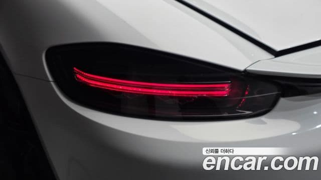 Porsche 718 Boxster 2019 — Şəkil 18/34