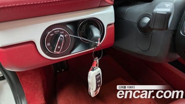 Porsche 718 Boxster 2019 — Şəkil 21/34