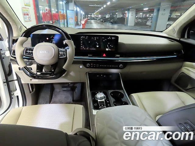Kia Carnival 2024 — Фото 8/20