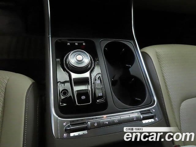 Kia Carnival 2024 — Фото 12/20