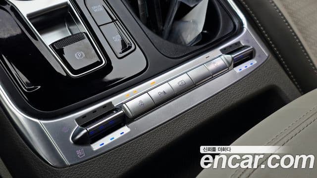 Kia Carnival 2024 — Photo 19/37