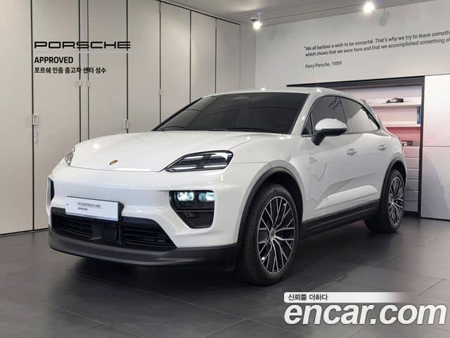 Porsche Macan EV, 2025