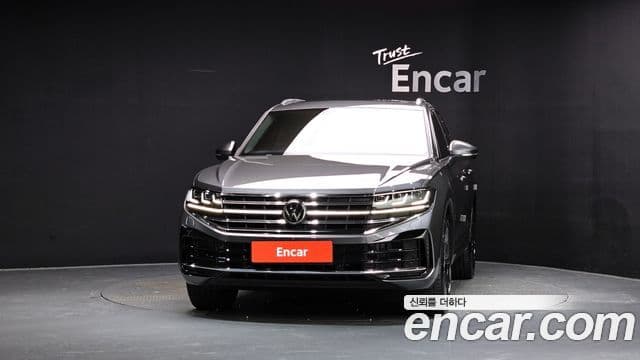 Volkswagen Touareg 2024 — Photo 32/36