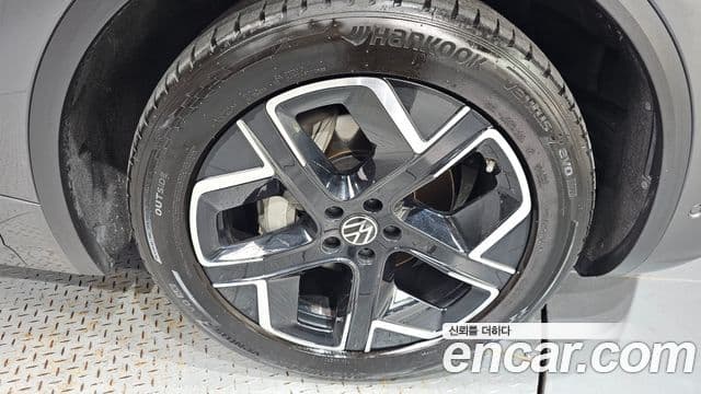 Volkswagen Touareg 2024 — Photo 22/36