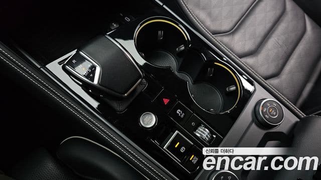 Volkswagen Touareg 2024 — Photo 35/36