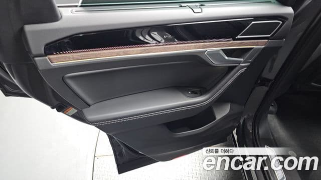 Volkswagen Touareg 2024 — Photo 36/36
