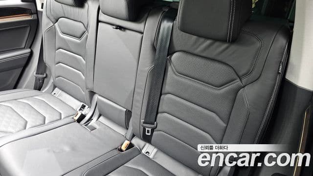 Volkswagen Touareg 2024 — Photo 21/36