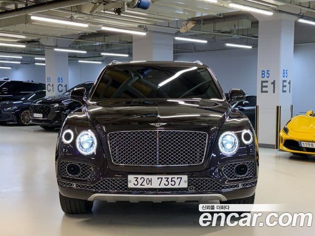 Bentley Bentayga 2018 — Photo 6/20