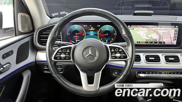 Mercedes-Benz GLE-Class 2019 — Şəkil 14/20