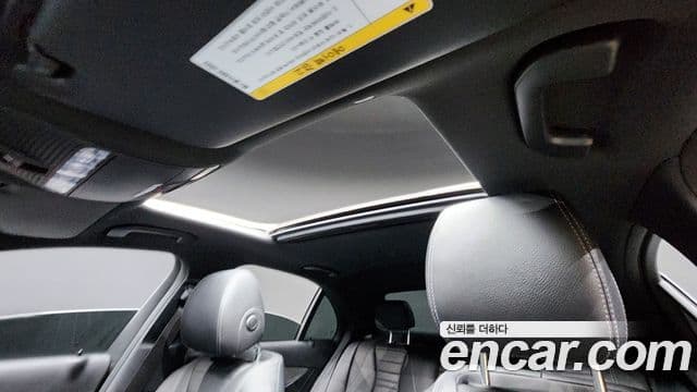 Mercedes-Benz E-Class 2020 — ფოტო 13/20