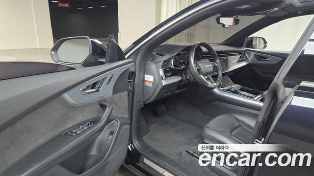 Audi Q7 2020 — ფოტო 10/20