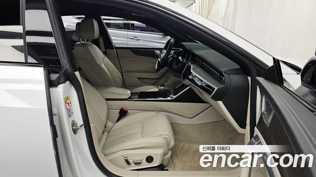 Audi A7 2022 — Şəkil 11/20
