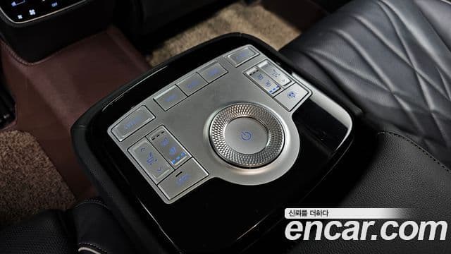 Genesis Electrified G80 2020 — Şəkil 19/20