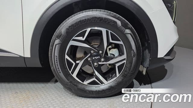 Kia Sportage 2023 — фото 5 из 20