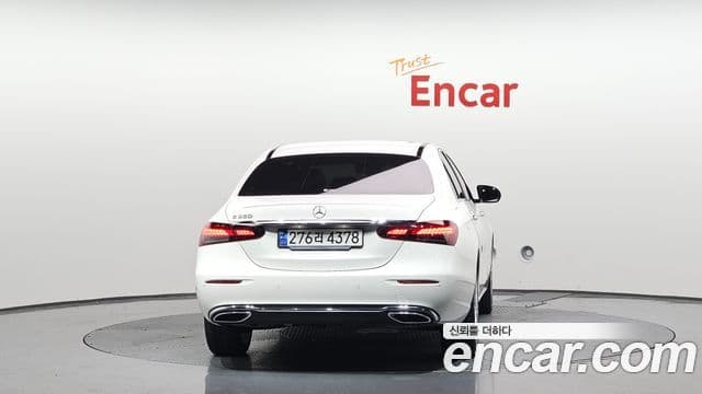 Mercedes-Benz E-Class 2023 — Şəkil 4/20