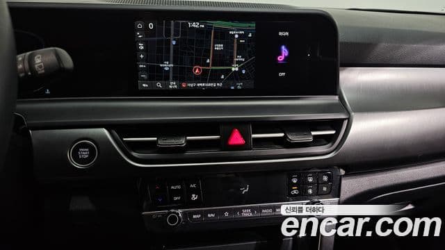 Kia Seltos 2023 — Şəkil 15/20