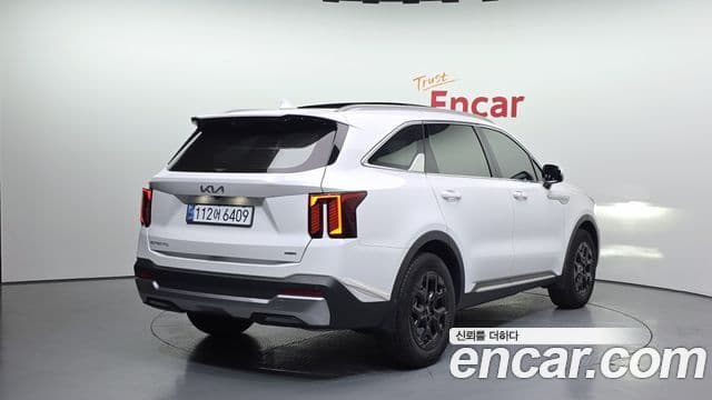 Kia Sorento 2024 — Фото 2/20