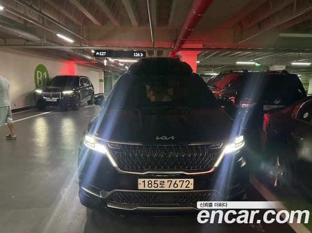 Kia Carnival 2022 — Şəkil 2/9
