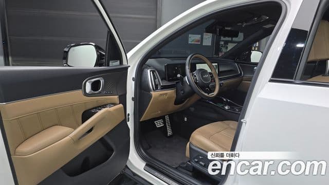 Kia Sorento 2023 — фото 8 из 20