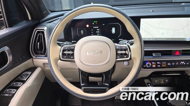 Kia Sorento 2023 — ფოტო 13/20