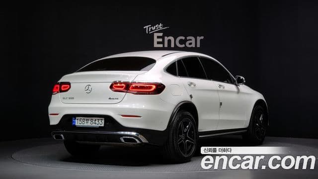 Mercedes-Benz GLC-Class 2023 — Photo 12/20