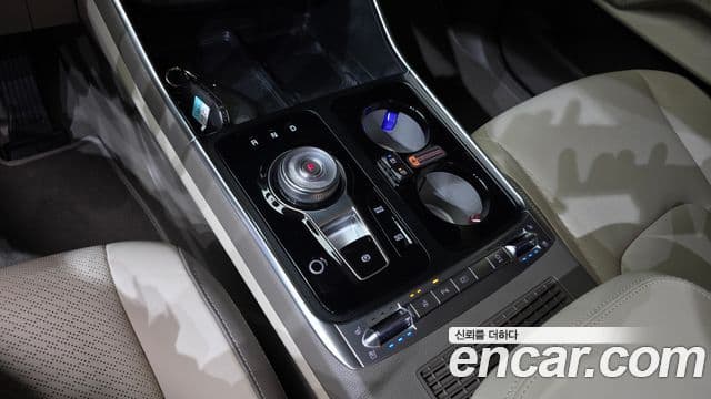 Kia Carnival 2024 — Фото 9/20