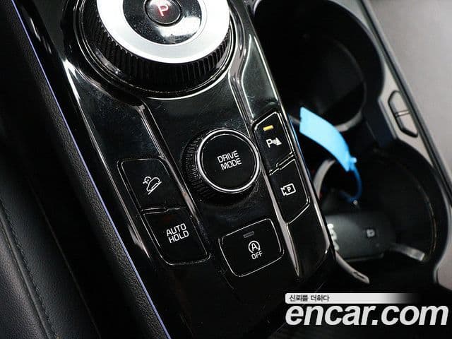 Kia Sportage 2022 — ფოტო 13/20