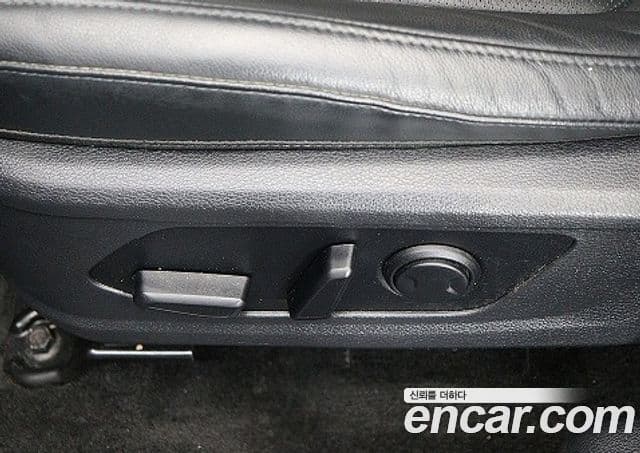 Kia Sportage 2022 — ფოტო 17/20
