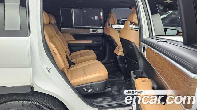 Hyundai Santa Fe 2023 — ფოტო 12/20