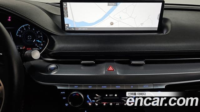 Genesis Electrified G80 2021 — ფოტო 14/20